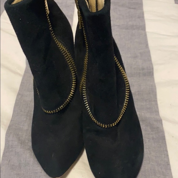 Bebe Suede booties with gold zipper - Picture 2 of 3